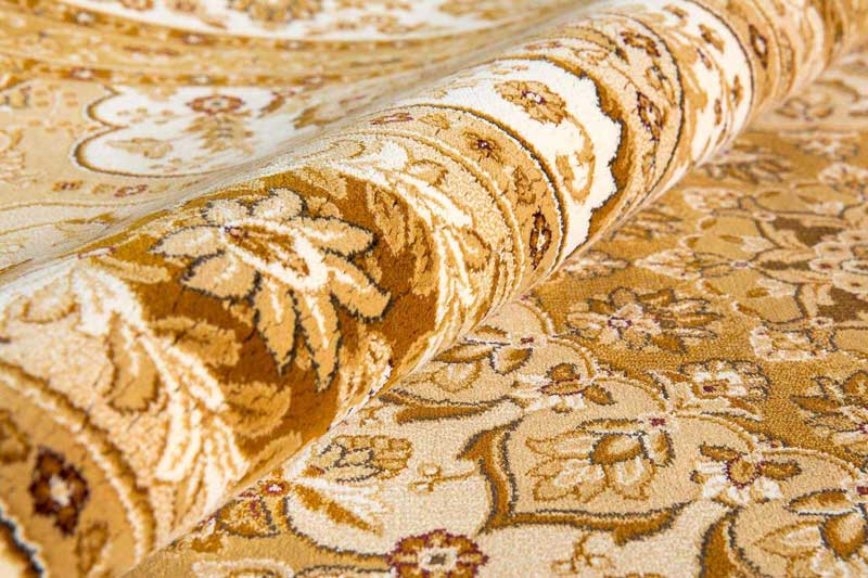 Ковер из вискозы